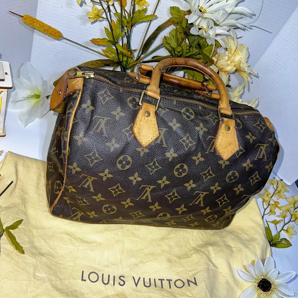 Authentic Louis Vuitton Speedy 30 with Lock Key and Original Dust Bag
